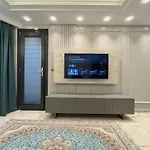 Ruzi\'S House