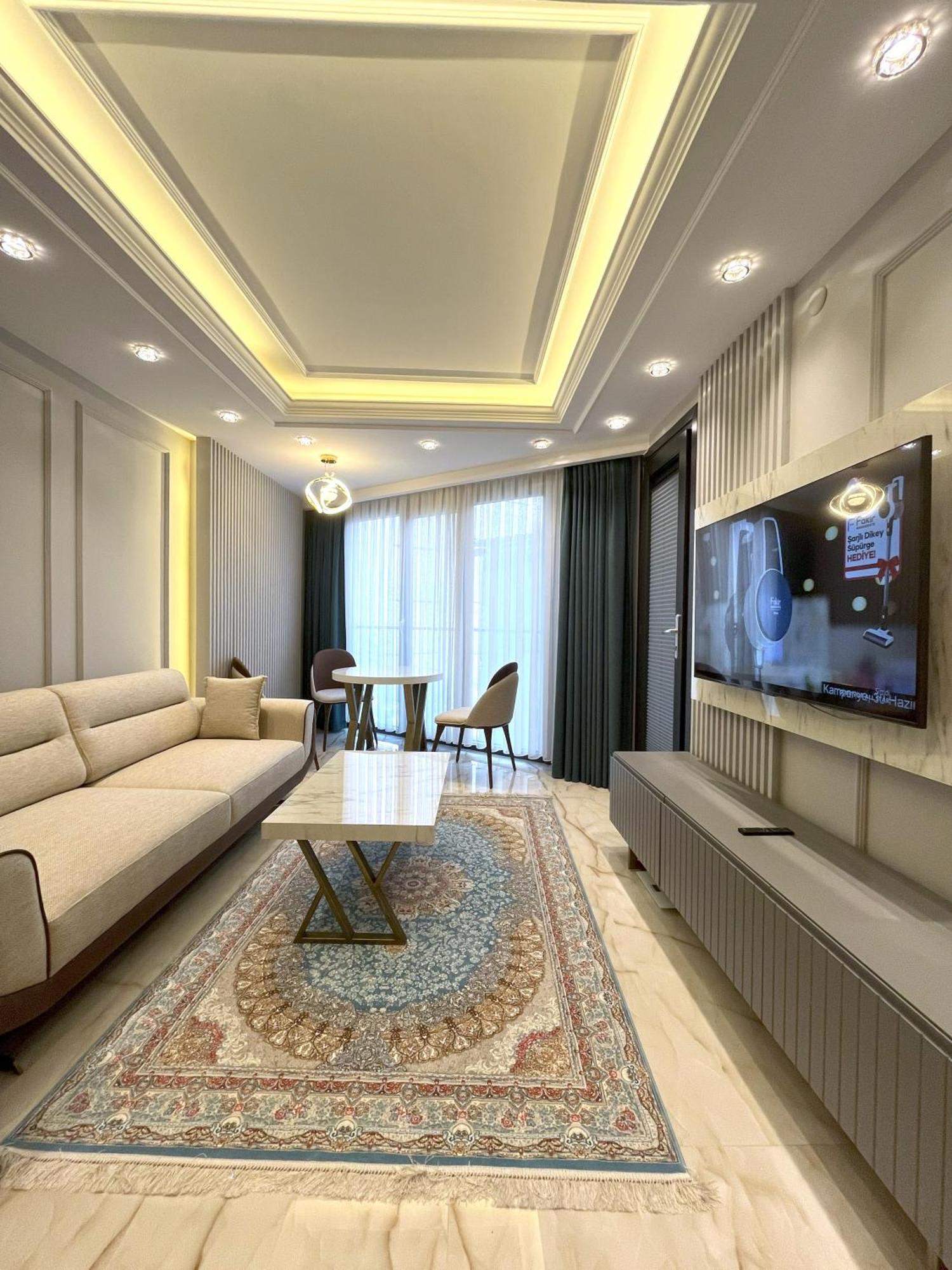 Daire Ruzi's House *