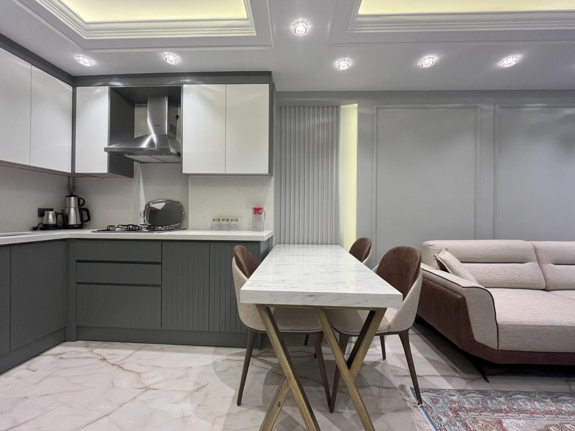 Ruzi's House Apartment