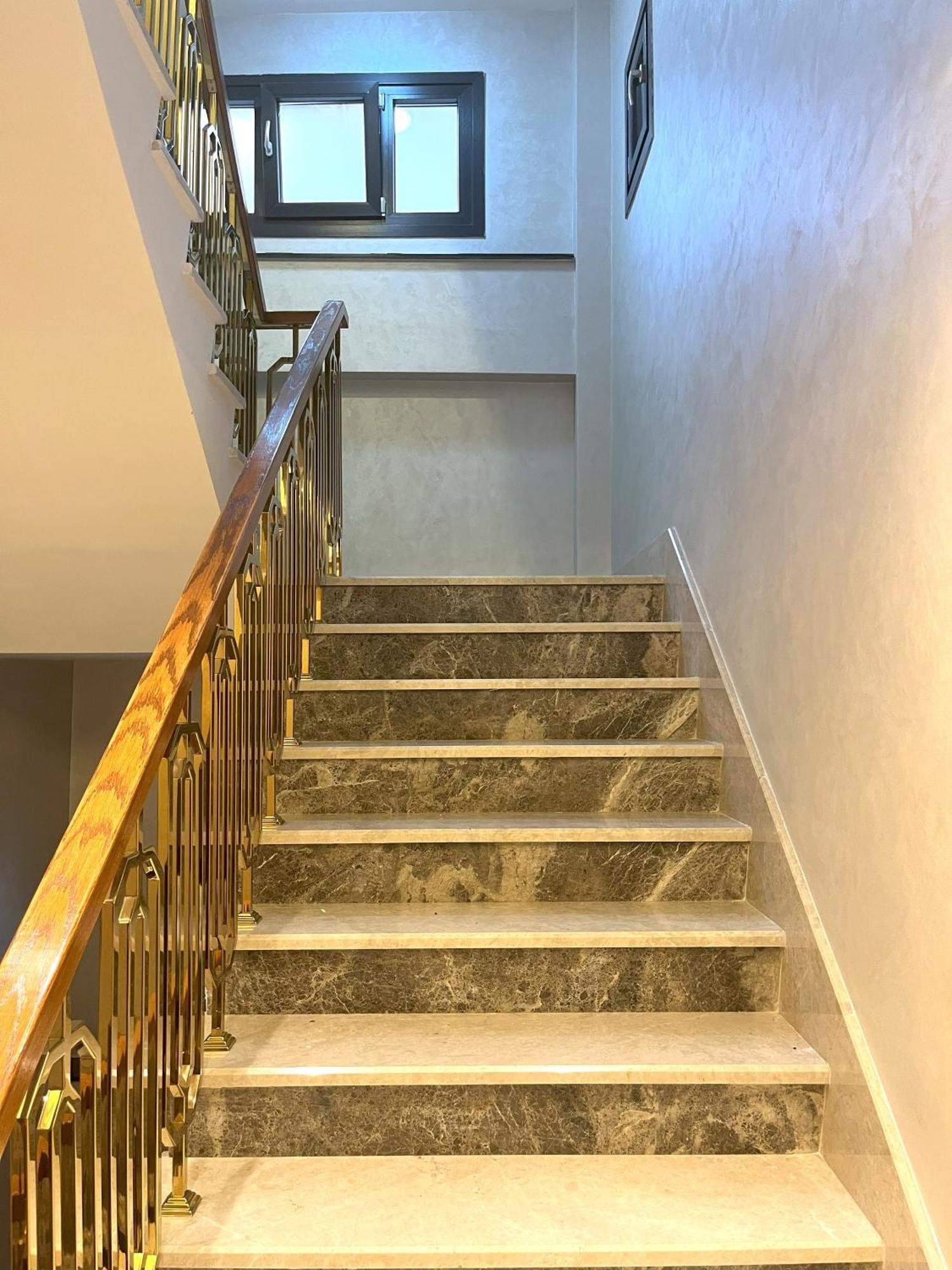 Apartment Ruzi's House *