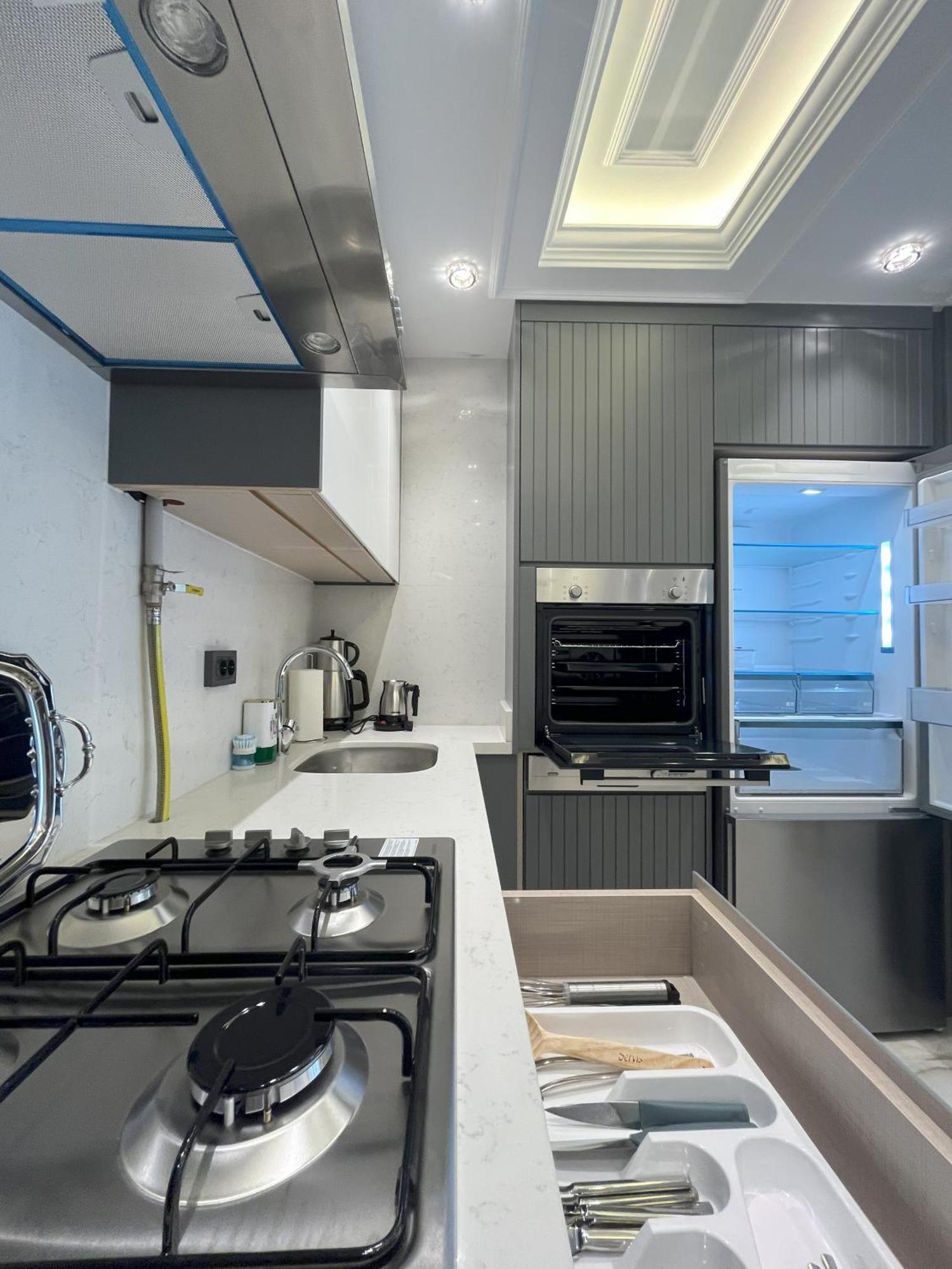 Ruzi's House Apartment